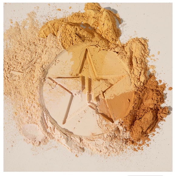 🚨 BUNDLE📢 JEFFREE STAR COSMETICS MAGIC STAR LUMINOUS SETTING POWDER (SET OF 2) - Picture 2 of 5